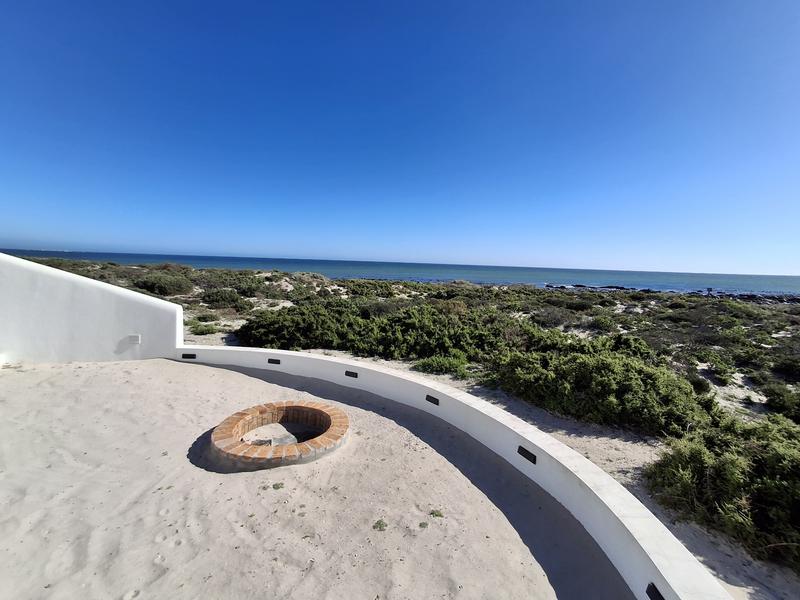6 Bedroom Property for Sale in Duyker Eiland Western Cape